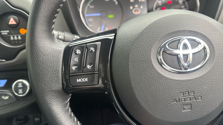 Toyota Yaris 1.5 Hybrid Icon 5dr CVT Hybrid Hatchback